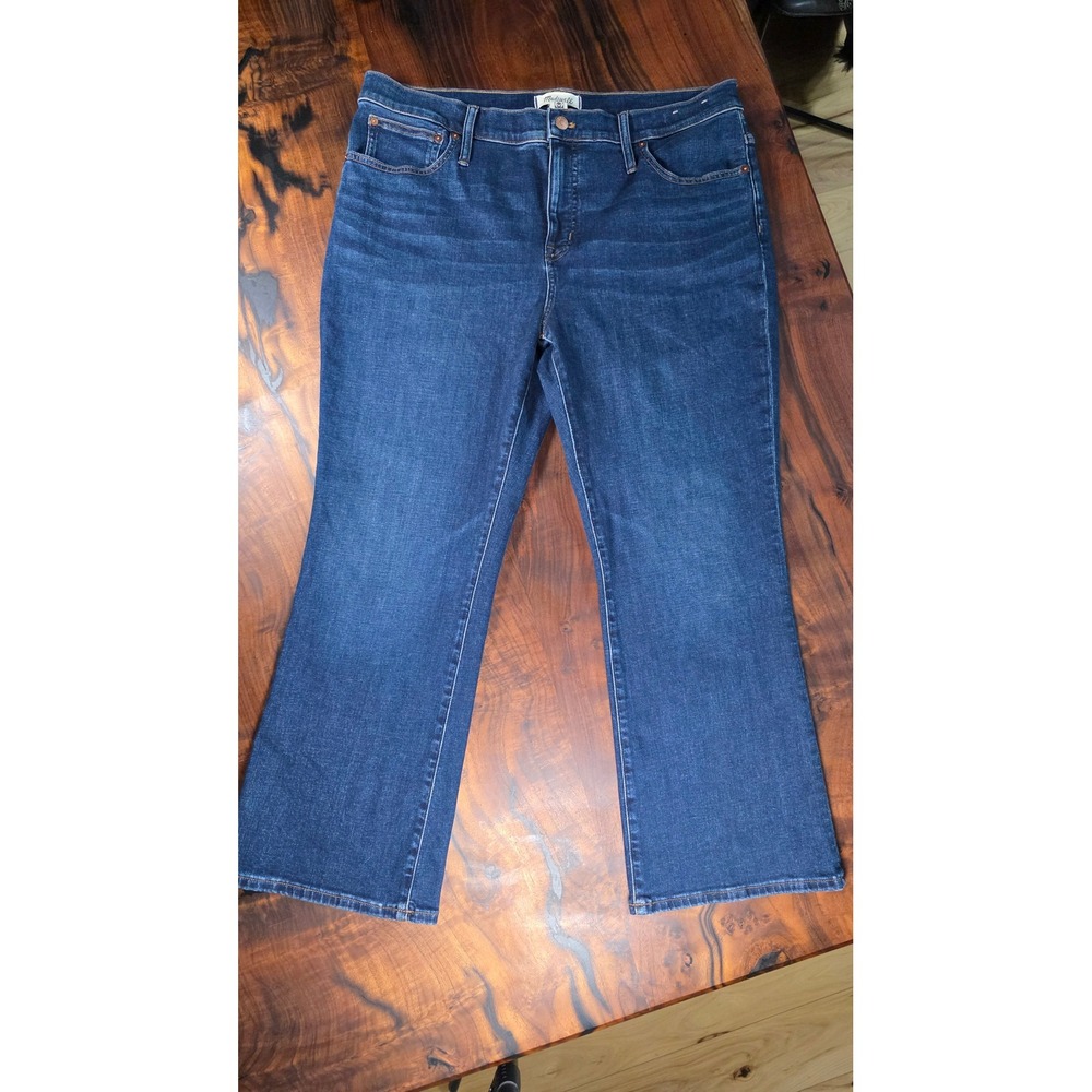 Madewell Mid-Rise Kick Out Flare Mom Jeans Premium ANTHROPOLOGIE